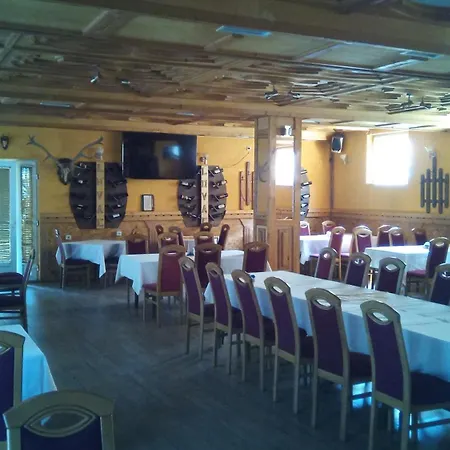 Lovac 汽车旅馆 Strpce